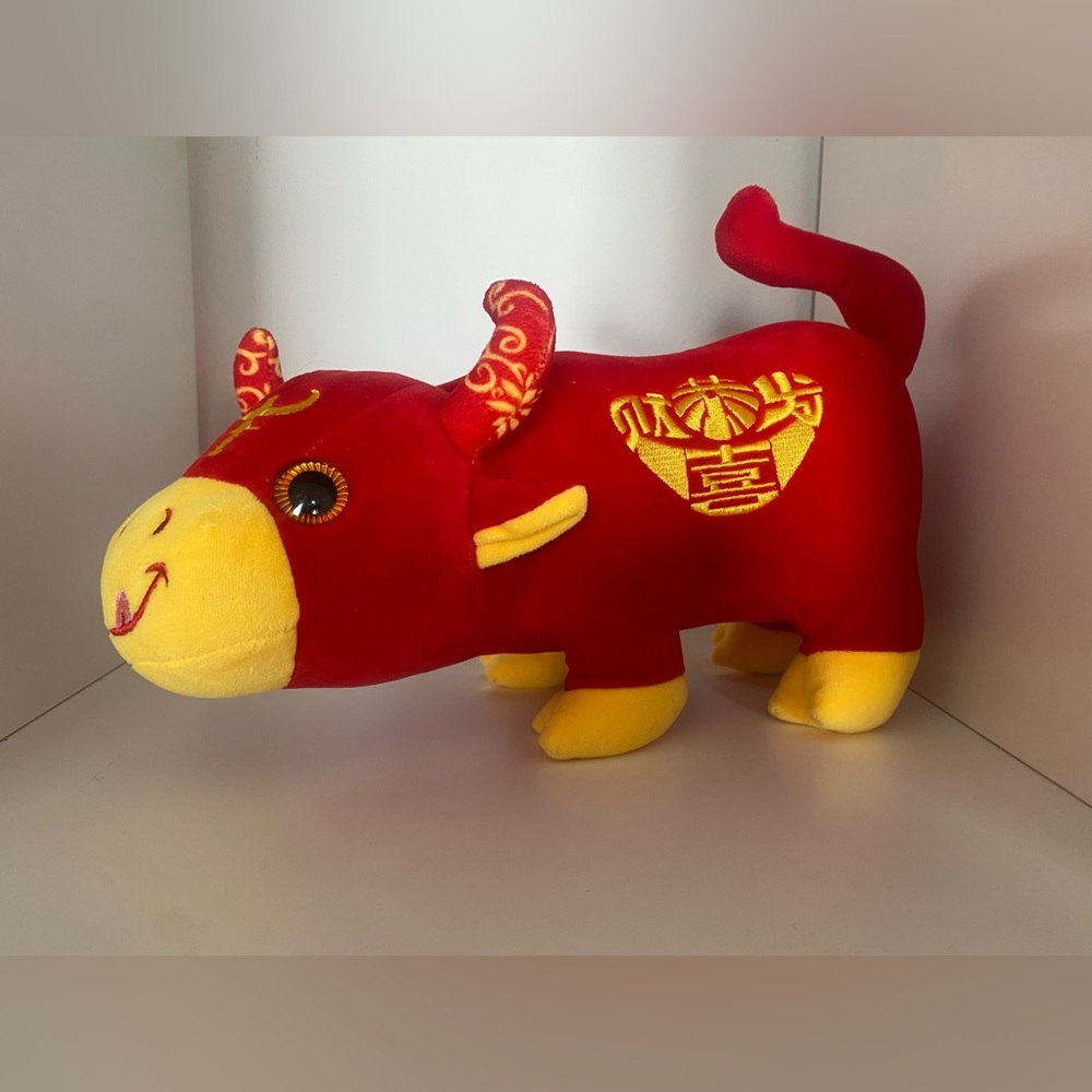 Two Chinese (New Year?) stuffed plush animals, cow/bull, like new